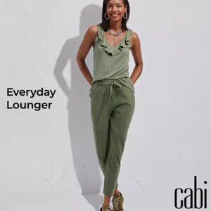 Cabi #6048 Everyday Lounger Crop Pants in Olive Green size medium **
